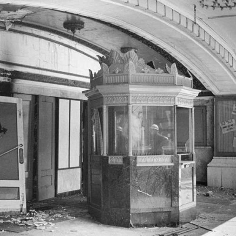 1975
